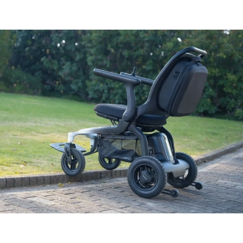 Wózek inwalidzki elektryczny składany Robooter E80 Carbon